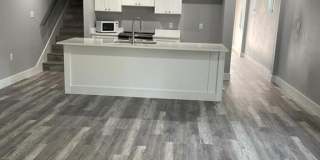 401 W Elm Street Gallery 6