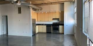 Ice House Lofts Gallery 25
