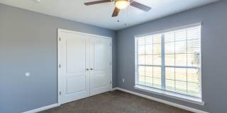 4 BED 2 BATH NORTH WOOLMARKET SCHOOL DISTRICT!! THIS HOUSE IS A MUST SEE!! Gallery 1