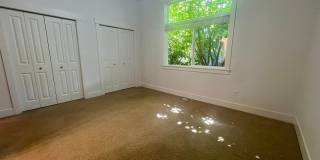 Spacious Home on Golf Course  - All Bedrooms En Suite Gallery 28