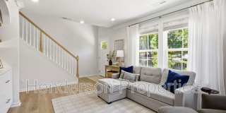 3008 Oak Landing Dr Gallery 5