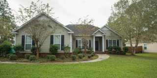 Southern Charm and Modern Comforts Await in this Exquisite Valdosta Home Gallery 1
