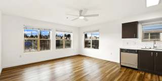 Lumen Gallery 16