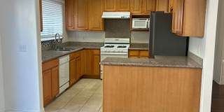 Spacious 2-Bedroom Condo in Prime Pasadena Area Gallery 6