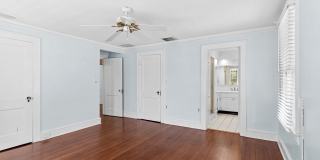 Charming Historic House in Harbor Oaks Gallery 45