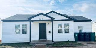 636 NE 34th St Gallery 1