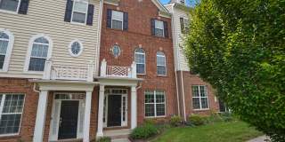 3 BEDROOM, 4 BATHROOM TOWNHOME AVAILABLE MARCH 15th SUMMERFIELD RESIDENCES AT VICTORY PROMENADE! Gallery 1