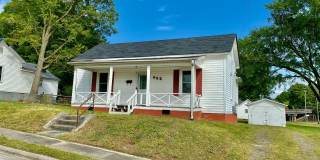 Spacious 2 Bedroom 1 Bathroom House, Just Blocks from Downtown Kannapolis and New Baseball Stadium Gallery 1