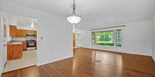 116 S Deerpath Road Gallery 6