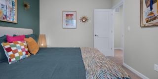Furnished 3 Bed/Office Luxury Model Home on Westside Gallery 35