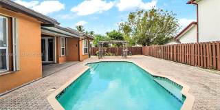 15875 SW 149th Lane Gallery 28