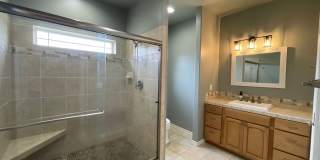 5 bedroom home with attached 3 car garage in Winchester Gallery 33