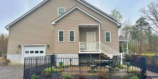 Enjoy the perks of country living without the hassle! Gallery 1