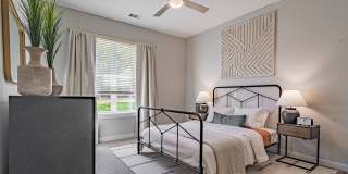 The NinetyNine Gallery 18