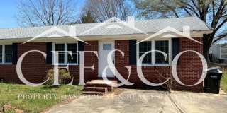 608 North Maple Street Gallery 1