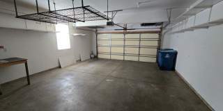 3 Bedroom Duplex in Normal! Gallery 20