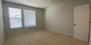 Room in 4 Bedroom Home at Statesville Ave Gallery 47
