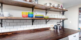 Darling 3 Bed 1 Bath Home Gallery 7