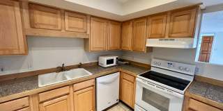 SHORT TERM RENTAL! 3Br/2Ba Condo in the Heart of Boulder Gallery 15