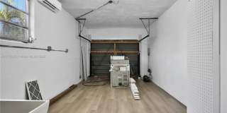 16530 NE 11th Ave Gallery 10