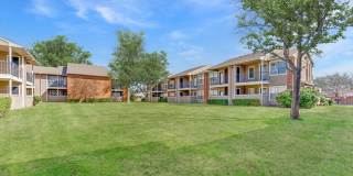 Towne Centre Village Gallery 20