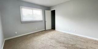 Spacious, affordable two bedroom townhouse in a great location in Charlotte! Gallery 60