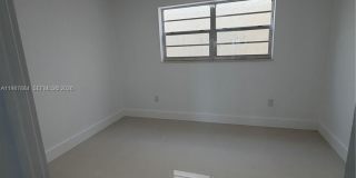 1550 W 7th Ct Gallery 4