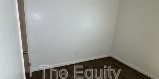 1326 West Elowin Ave Gallery 14