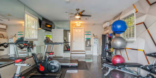 Tatnuck Square Apartments Gallery 17