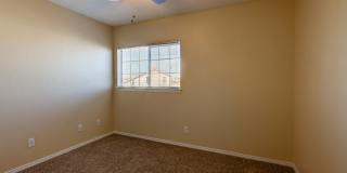 Delightful 2-story home located on the Eastside! Gallery 17