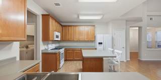 Gated Round Rock Ranch Lease | 3 Bed + Flex Space | 2,376 SF in The Enclave Gallery 17