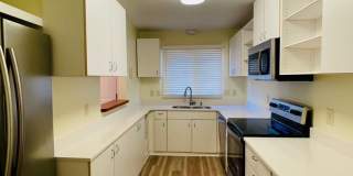 A Beautiful Updated End Unit Townhouse in Coventry, with 2 bedrooms on the first floor. Right next to Carol Woods! Gallery 6