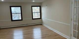 260 BROADWAY Gallery 7