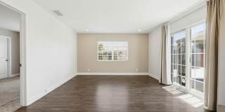 6102 Glacier Gallery 9