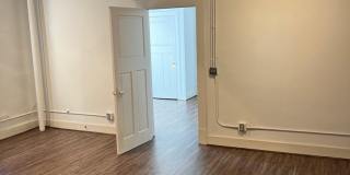 1106 Broadway Gallery 7