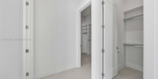 5718 Ashwood Cir W Gallery 44