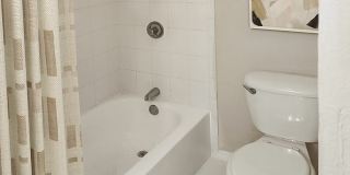 Fairfax Apartments Gallery 16