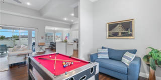 1049 NW 38th Place Gallery 7