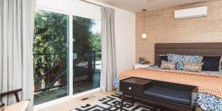 989 La Mirada Gallery 8