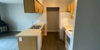 River Walk Apartments Gallery 36