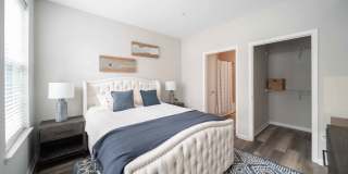 Harbor Pointe Gallery 110