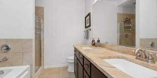 1816 S Calumet Avenue Gallery 14