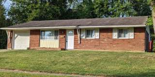 Cute 3 bedroom 1.5 bath with patio Gallery 1
