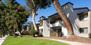 eaves Warner Center Gallery 31