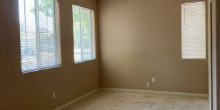 Large Corner Lot Gallery 3