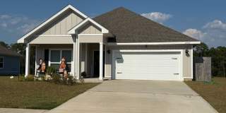 Pensacola - Kaheeley Ridge - 4 bedroom, 3 bathroom Gallery 1