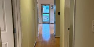 East Asheville - Contemporary Bungalow Gallery 13