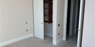 2777 Paradise Road Gallery 23