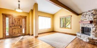 Long term lease in the heart of Park City! Available Mid October 2026 Gallery 9