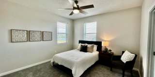 The Bungalows on the Lake - Block C Gallery 610